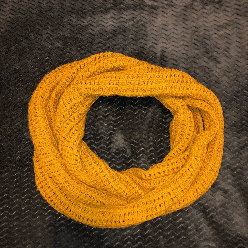 infinity scarf